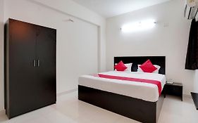 Oyo 41102 Hyderabad Elite